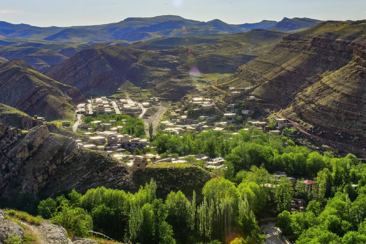 مناظر فاروج